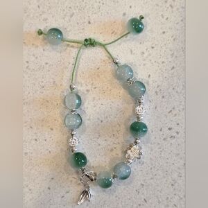 Elegant Green Beaded Bracelet